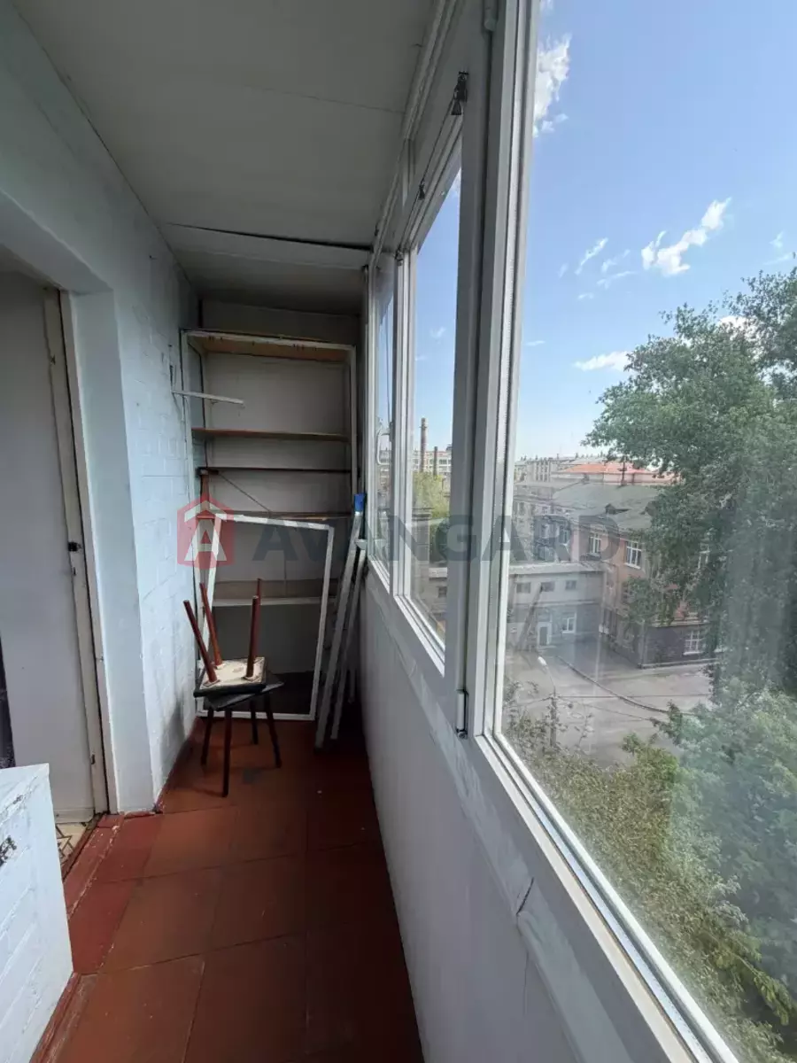 1 ��. ��������, 40/-/- ��. �., 6/9 ������ ���� 5