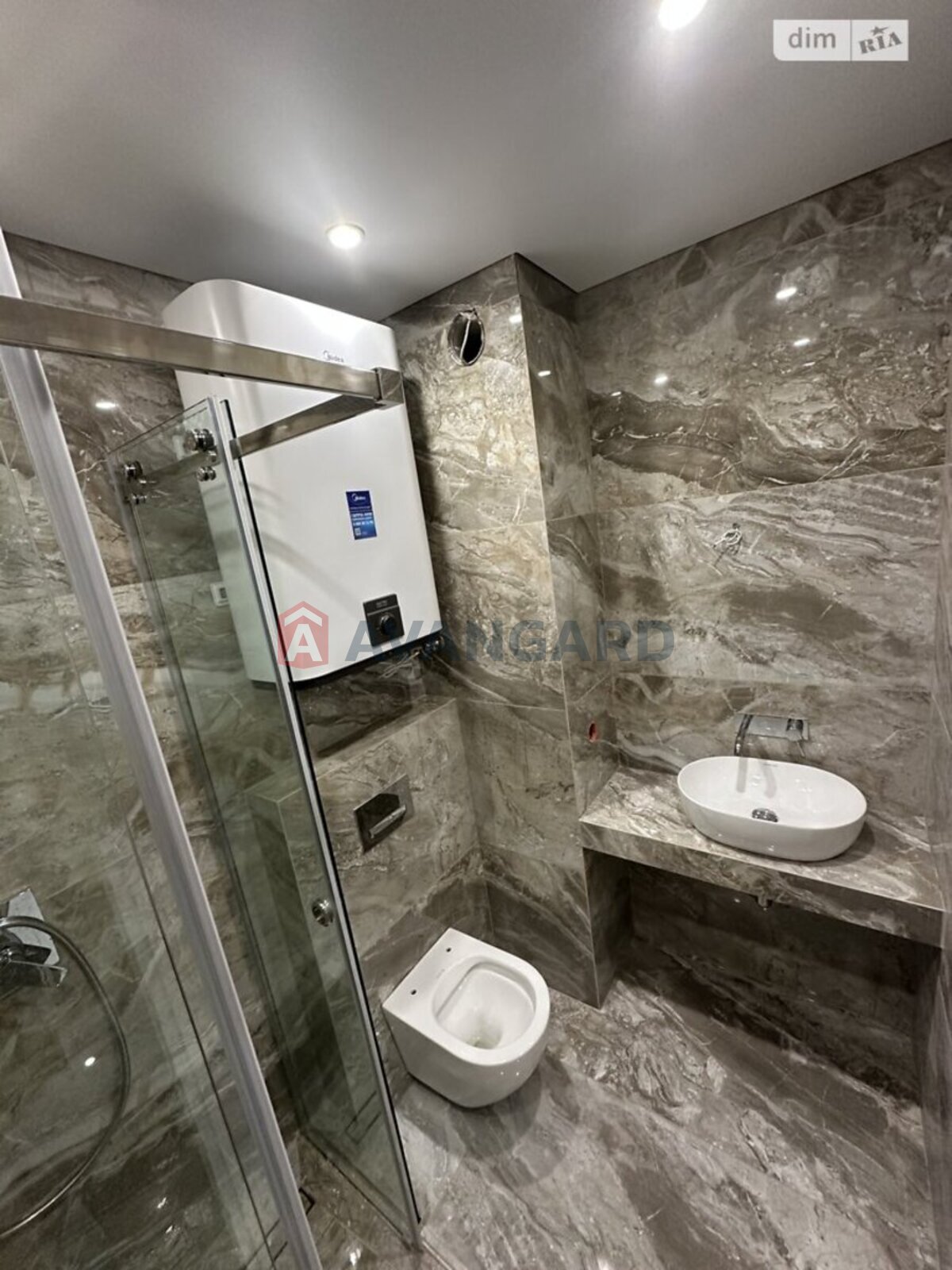 2 ��. ��������, 50/30/10 ��. �., 6/9 ������ ���� 12