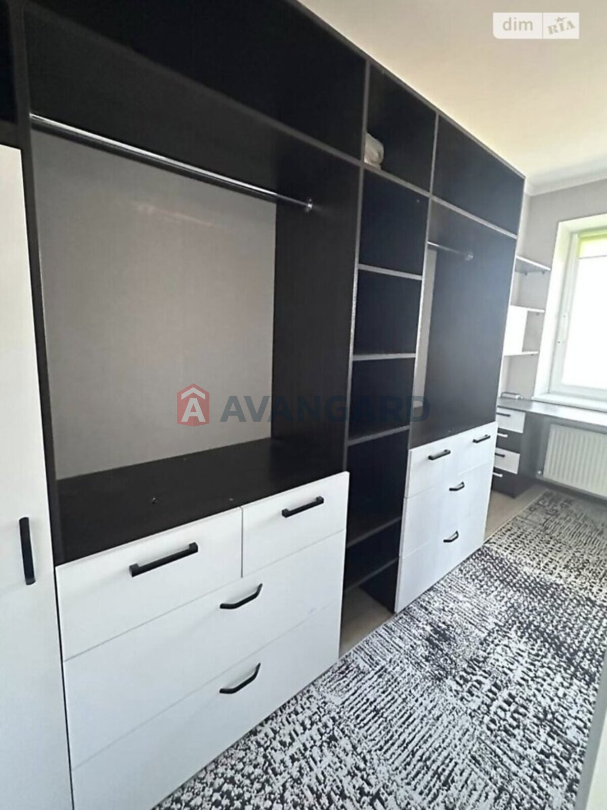 2 ����. ��������, 53/27/10 ��. �., 8/9 ���� ���� 3