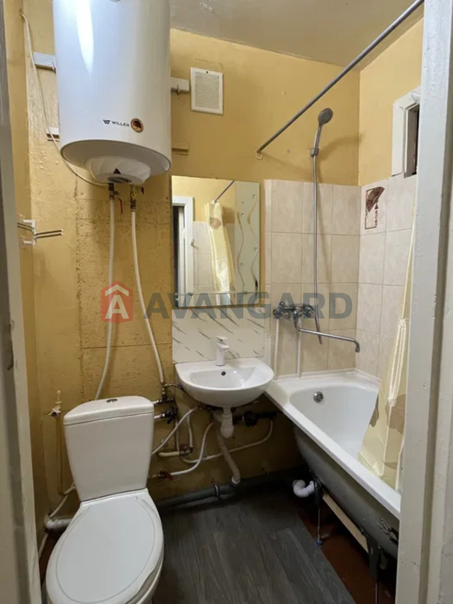 1 . , 32/-/6 . ., 4/9   3