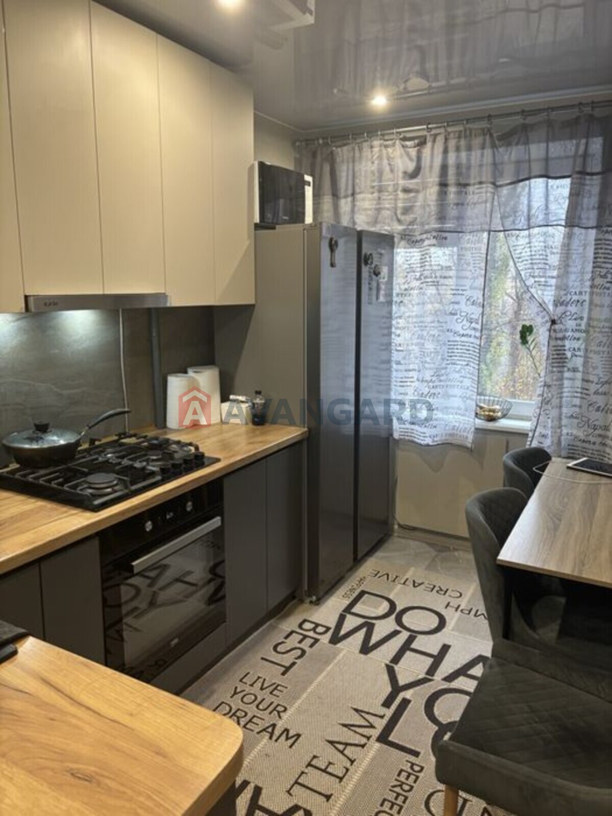 3 . , 70/-/7 . ., 3/9   2