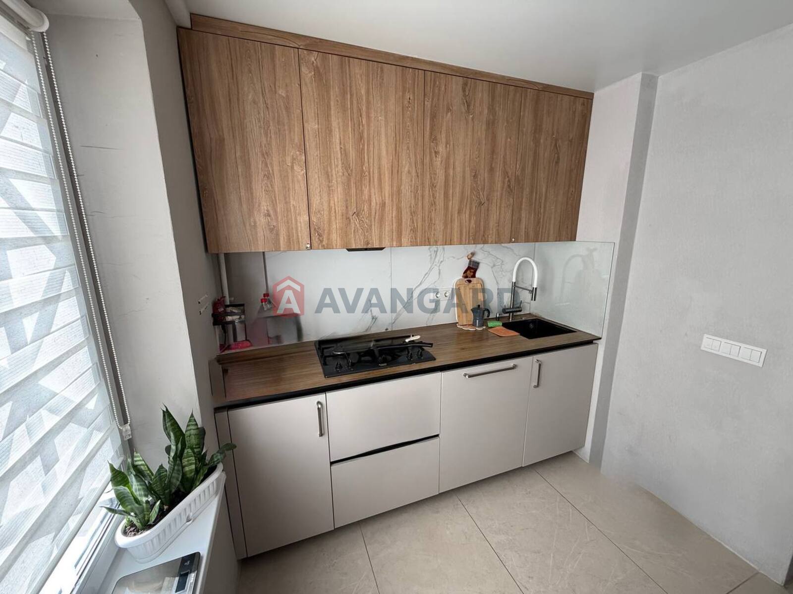 3 ��. ��������, 69/45/8 ��. �., 4/9 ������ ���� 15