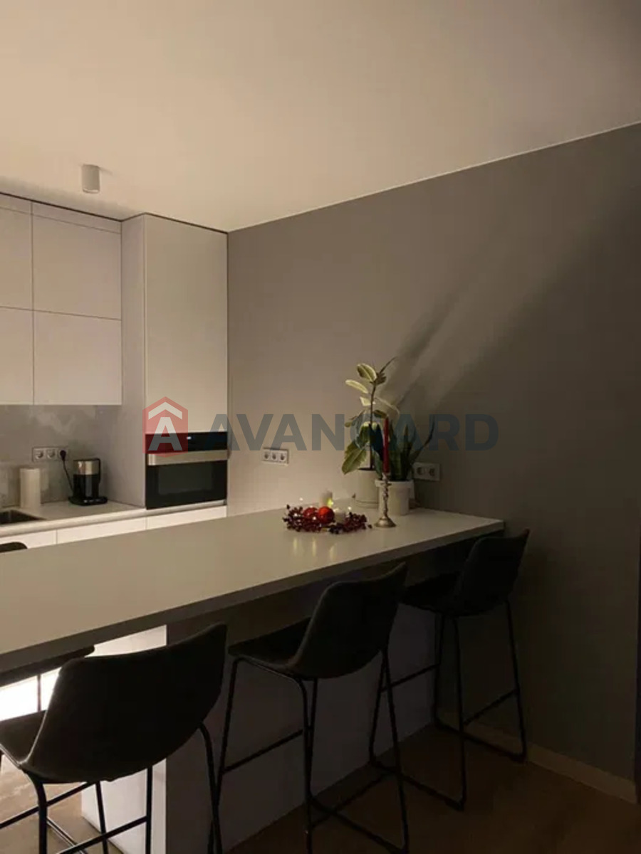 2 ��. ��������, 80/-/15 ��. �., 19/20 ������ ���� 3