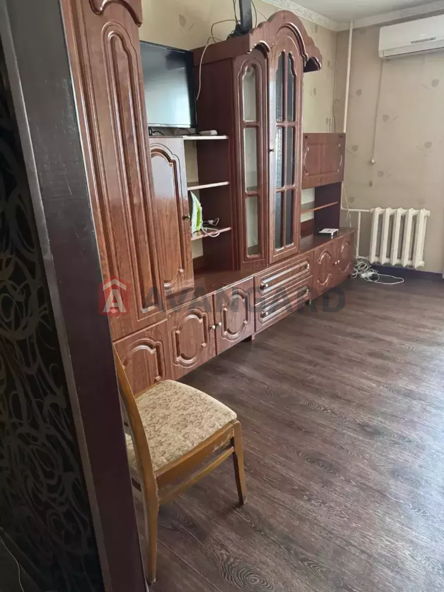 2 ��. ��������, 46/28/6 ��. �., 10/12 ������ ���� 3