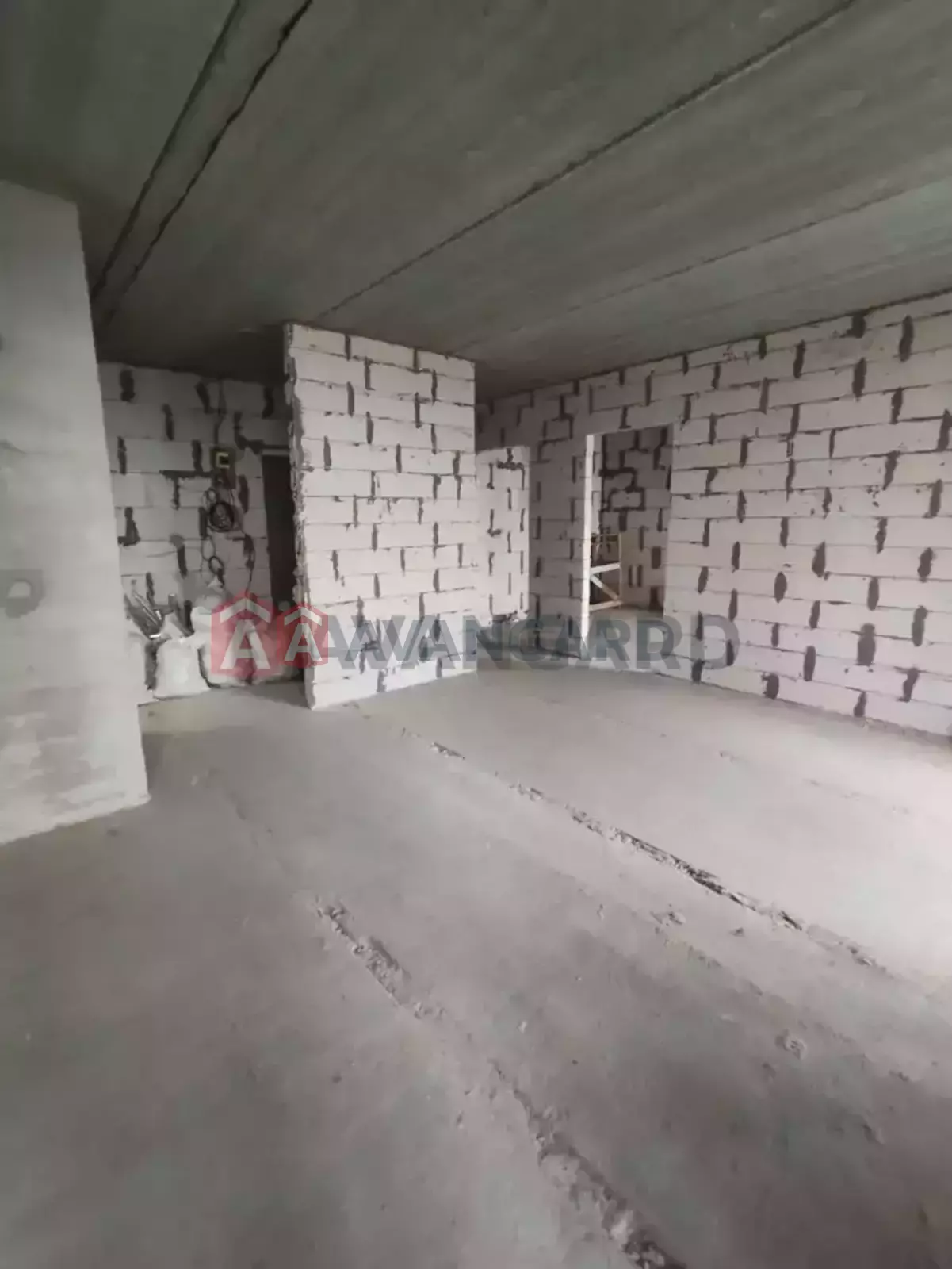 2 ��. ��������, 77/-/- ��. �., 9/9 ������ ���� 6