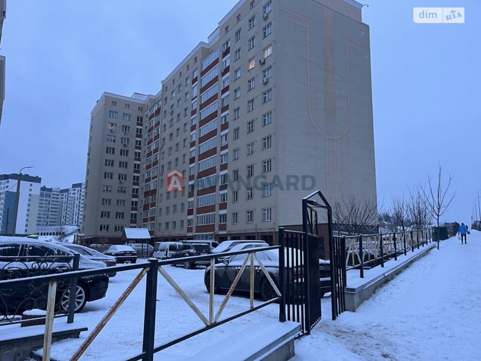 3 ��. ��������, 97/-/- ��. �., 8/10 ������ ���� 29