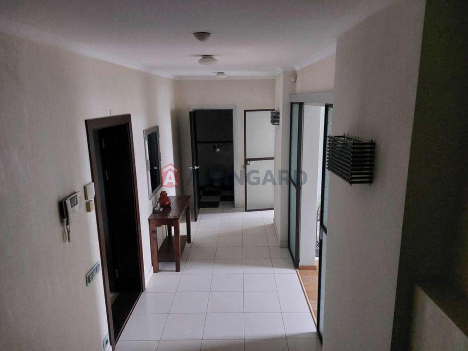 4 . , 158/-/14 . ., 16/18   5