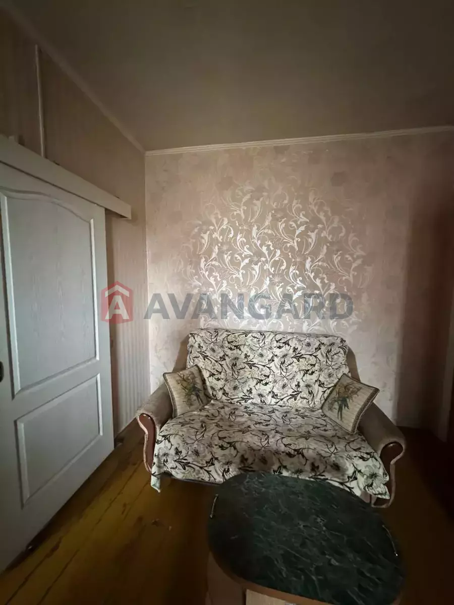 2 ��. ��������, 43/-/5 ��. �., 2/2 ������ ���� 12