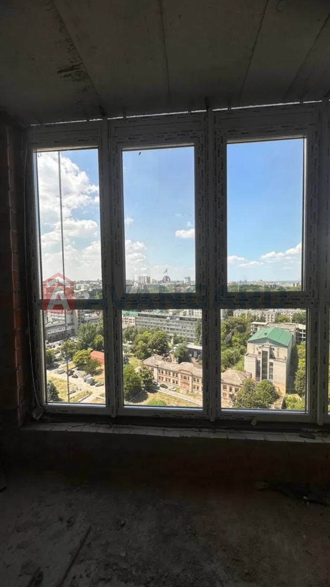 1 ��. ��������, 46/-/8 ��. �., 22/24 ������ ���� 18