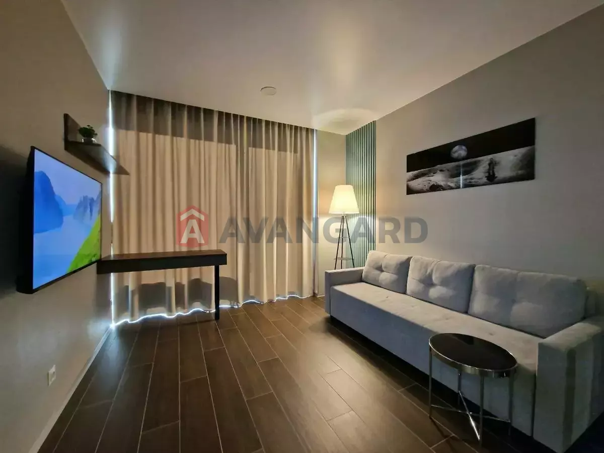 1 ��. ��������, 52/-/- ��. �., 21/33 ������ ���� 2