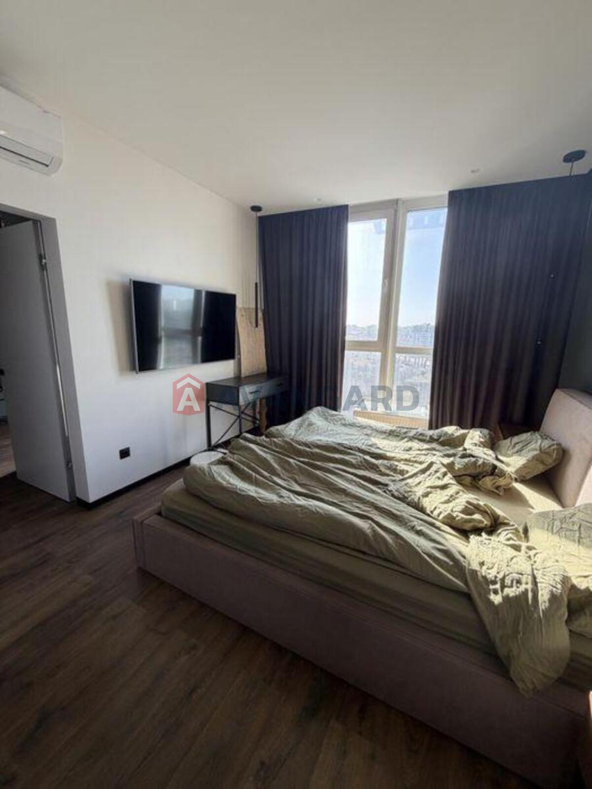 1 ��. ��������, 38/-/20 ��. �., 9/15 ������ ���� 5