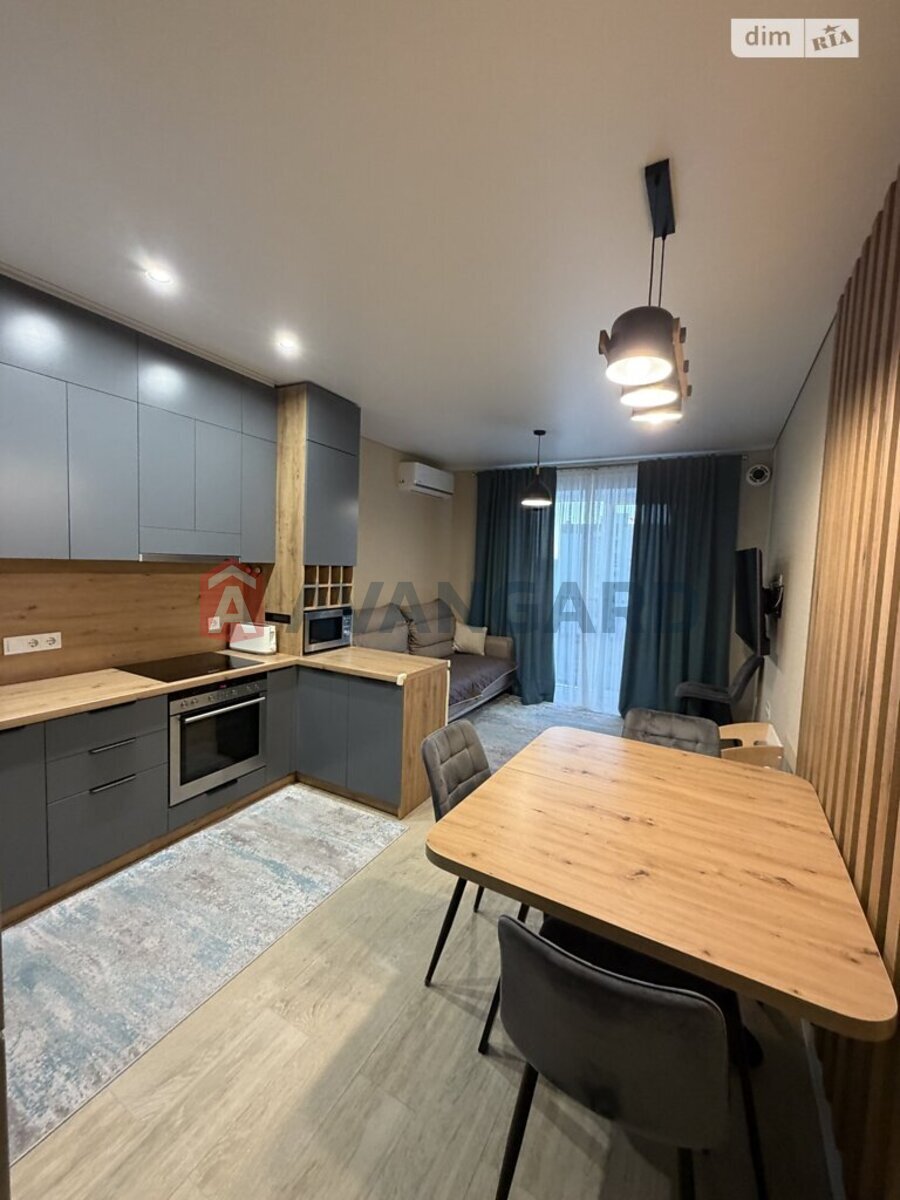 2 ��. ��������, 70/-/19 ��. �., 7/8 ������ ���� 2