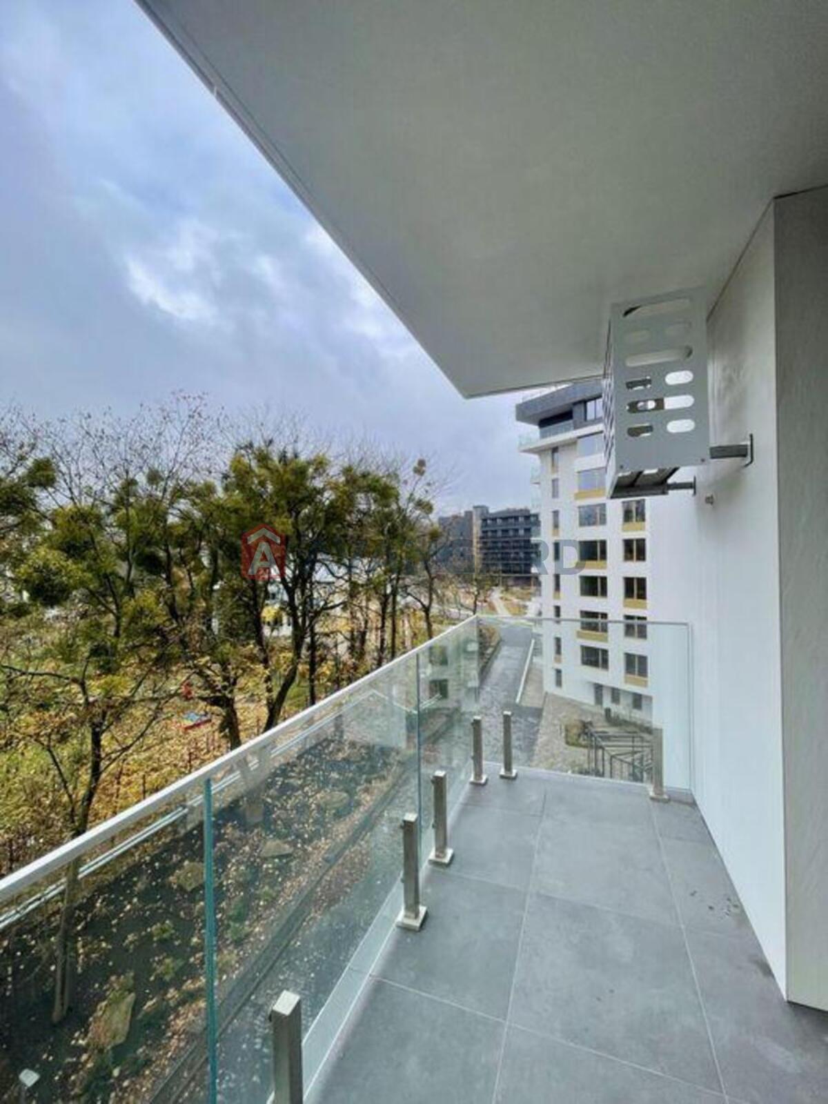 1 ��. ��������, 60/-/22 ��. �., 5/8 ������ ���� 4