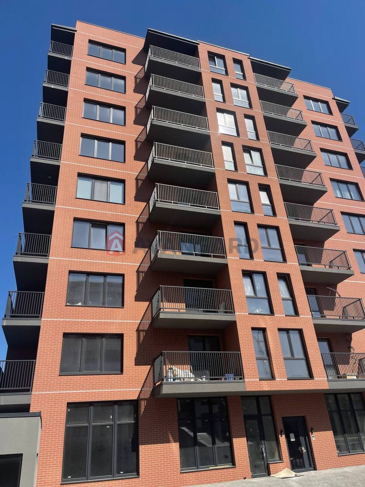 1 ��. ��������, 42/-/11 ��. �., 9/9 ������ ���� 17