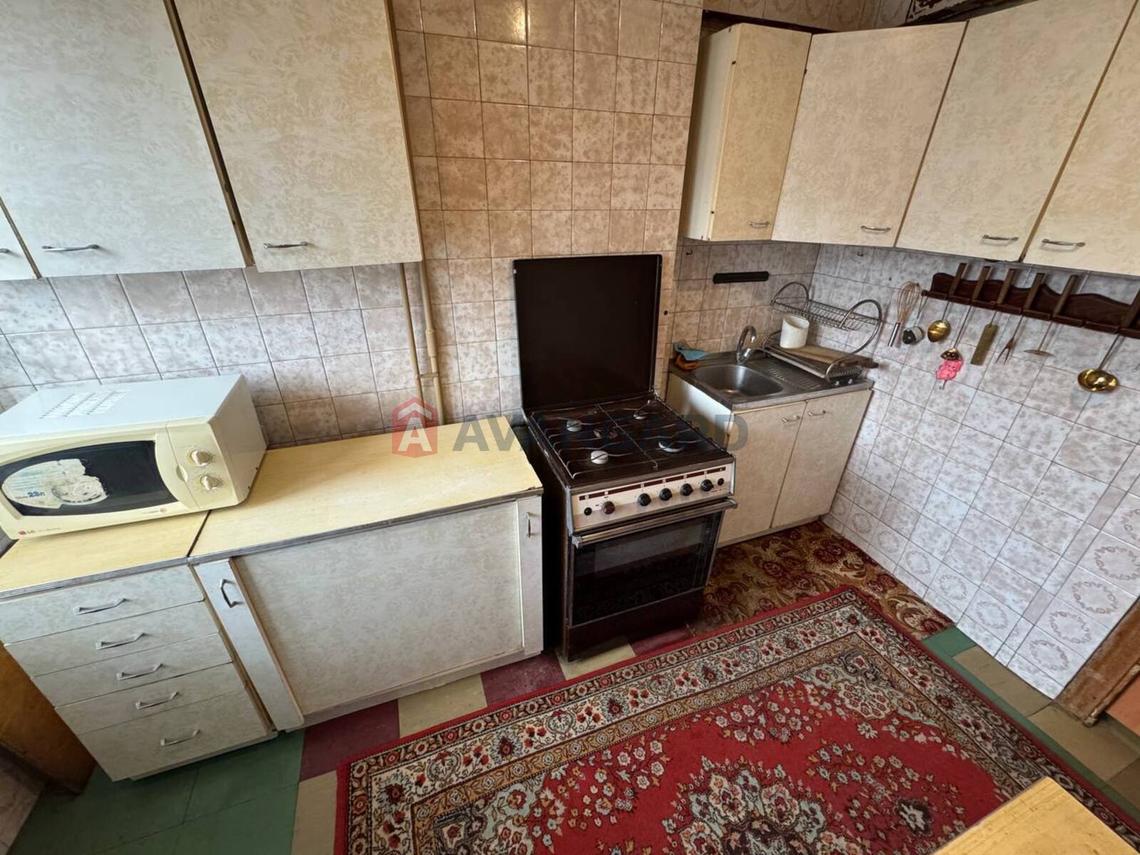 3 ��. ��������, 63.4/44/8 ��. �., 6/10 ������ ���� 14