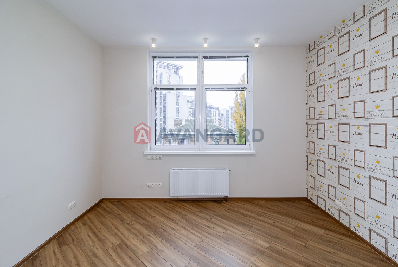 3 ��. ��������, 101/48/20 ��. �., 2/24 ������ ���� 21