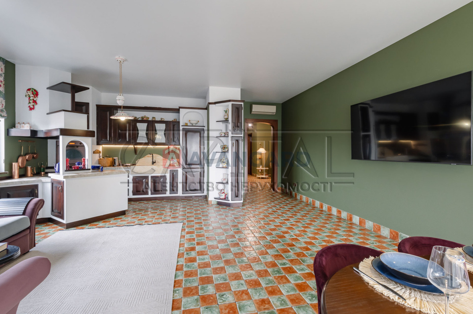 4 ��. ��������, 160/80/40 ��. �., 8/25 ������ ���� 7