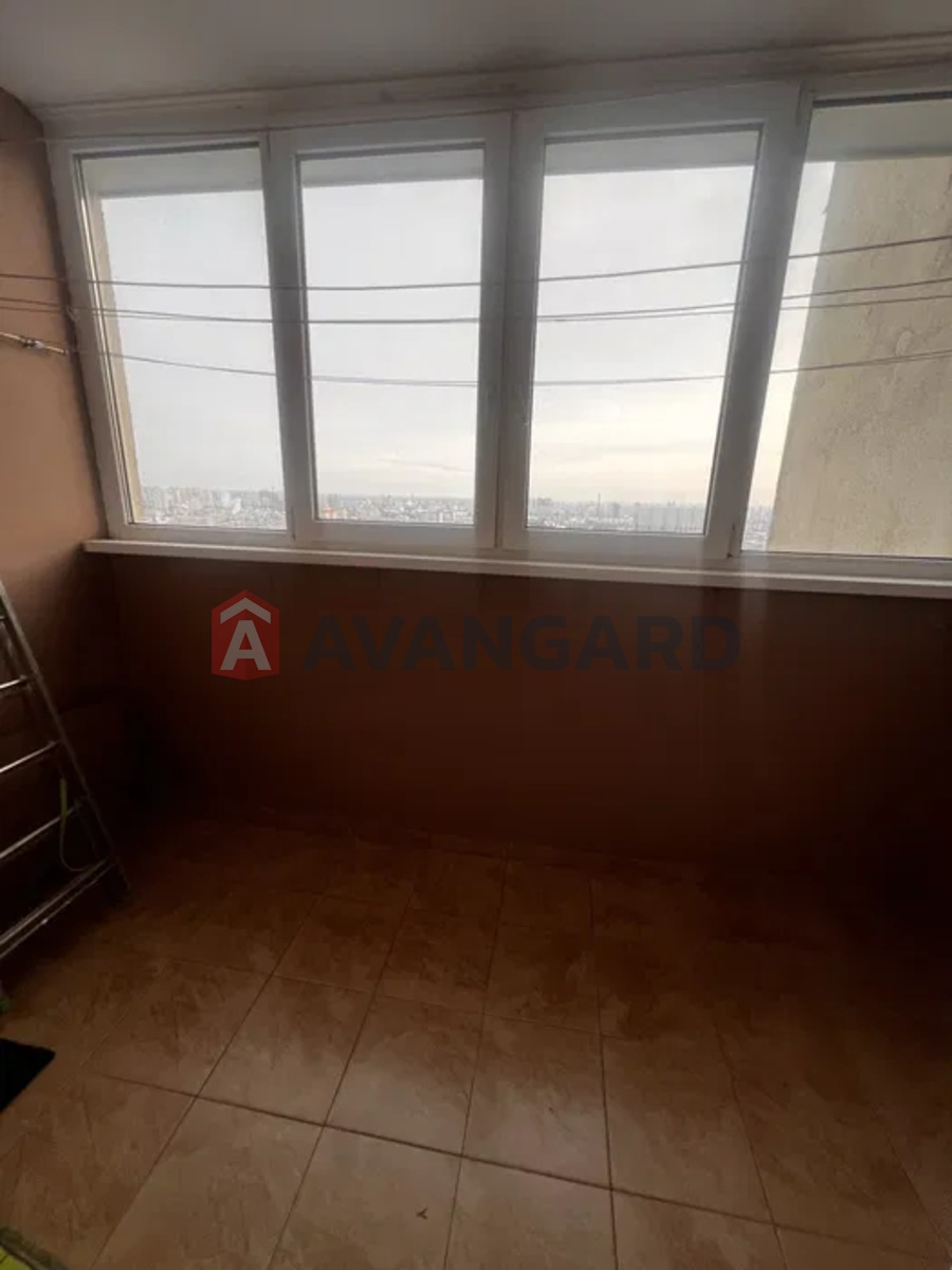 1 ��. ��������, 73/-/11 ��. �., 15/20 ������ ���� 14