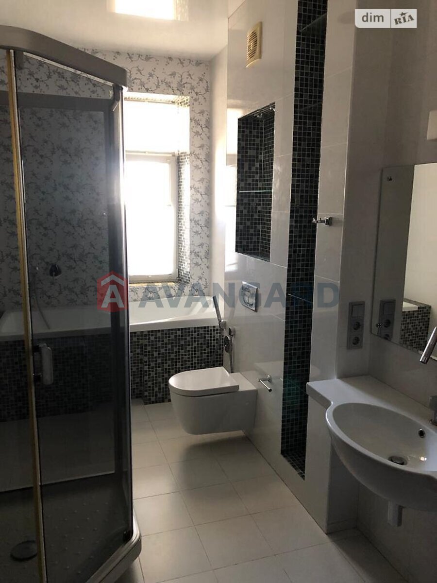 3 ��. ��������, 115/100/12 ��. �., 7/9 ������ ���� 3