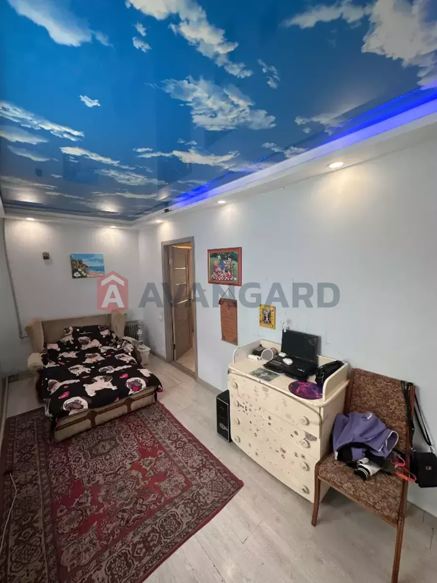 2 ��. ��������, 40/22/6 ��. �., 2/2 ������ ���� 1