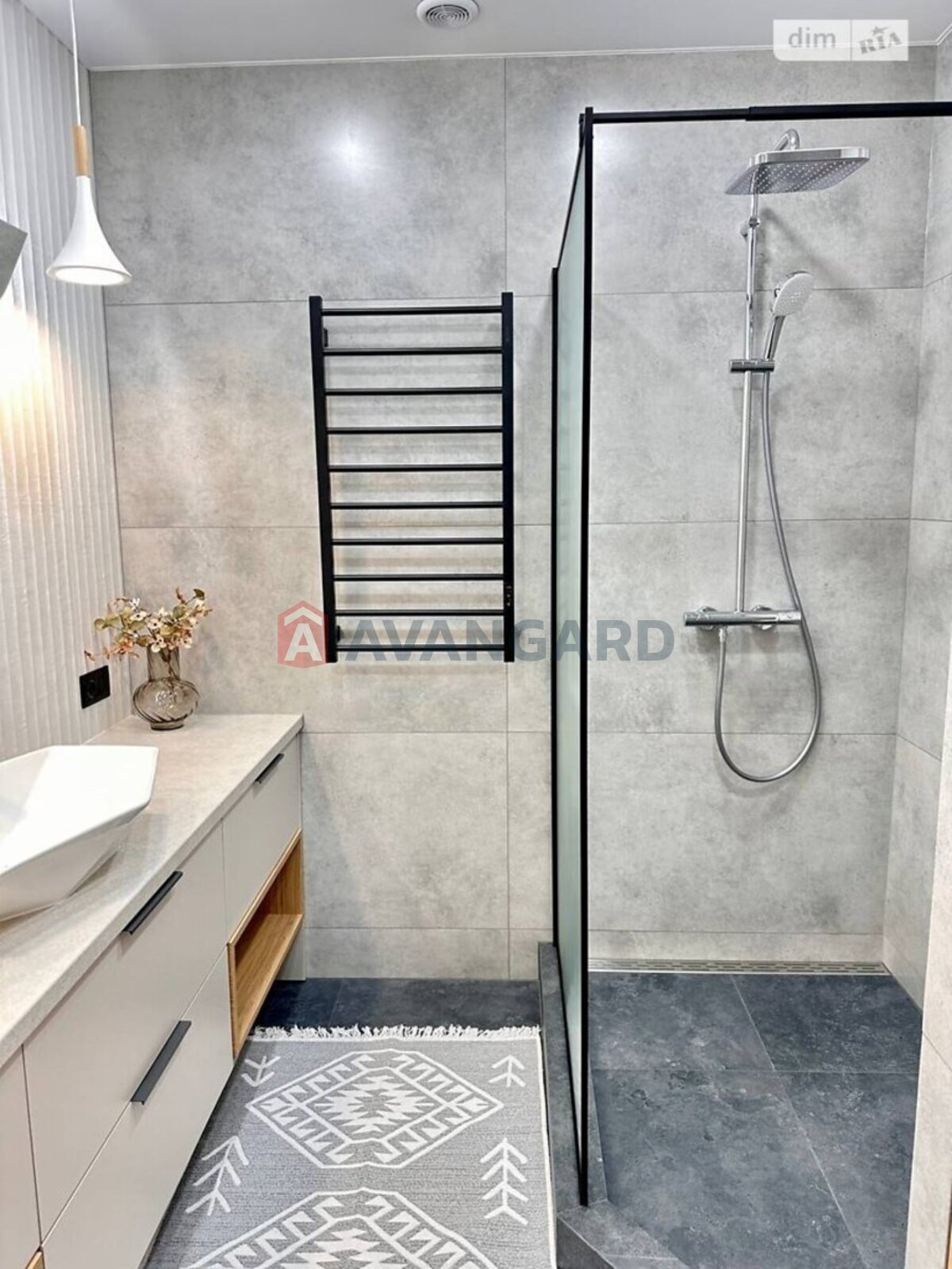 2 ��. ��������, 74/-/- ��. �., 5/11 ������ ���� 28