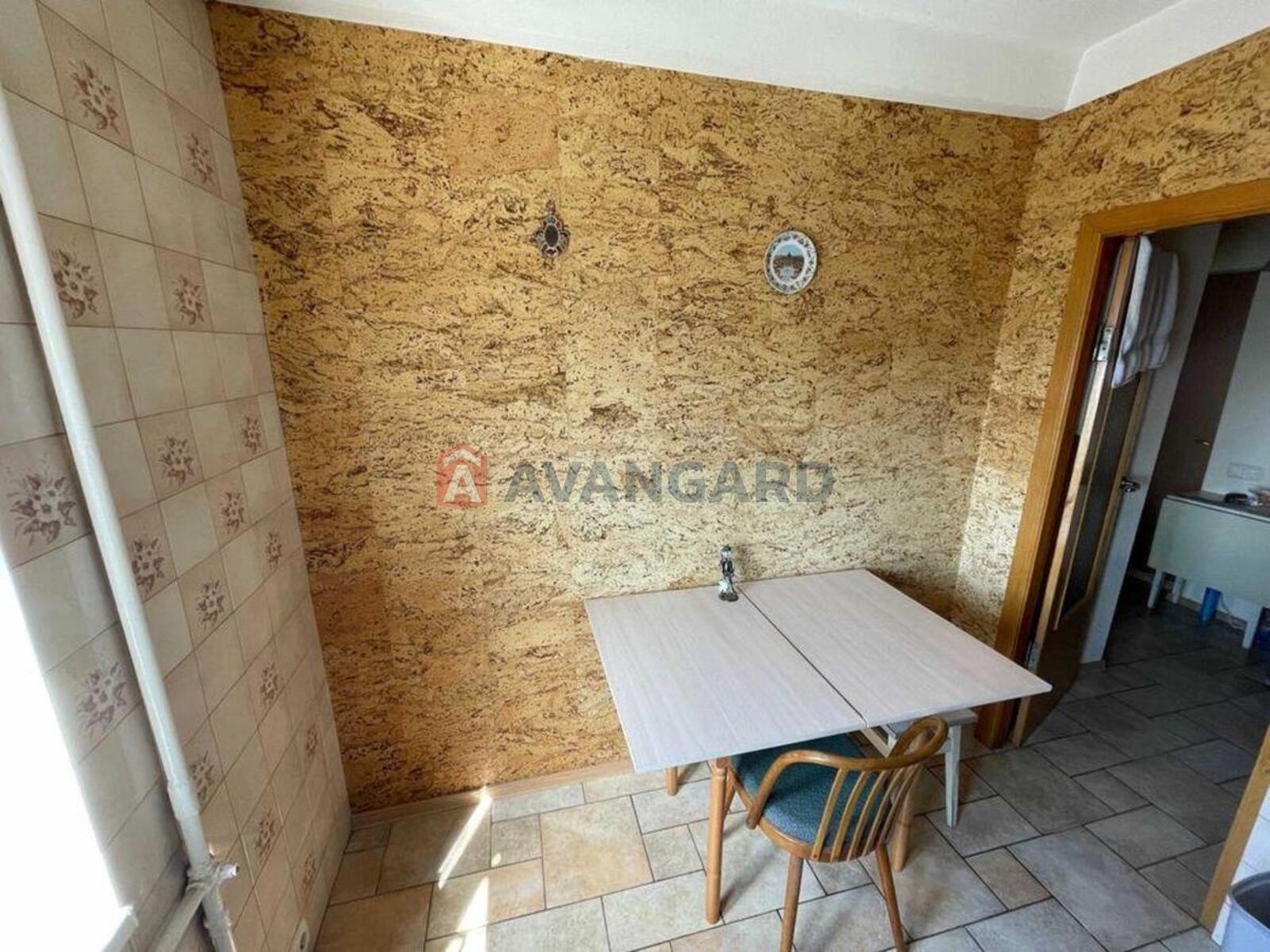 2 ��. ��������, 48/-/6 ��. �., 8/9 ������ ���� 6