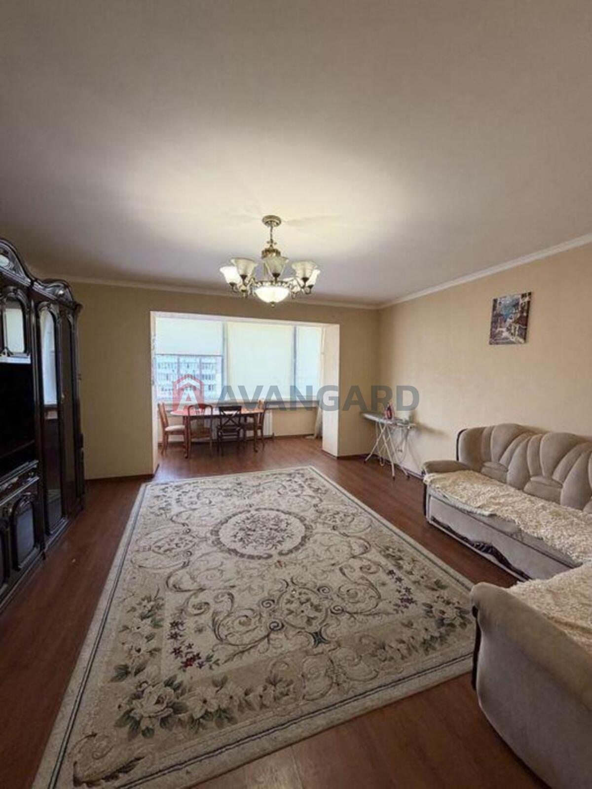 3 ����. ��������, 110/-/10 ��. �., 16/21 ���� ���� 1