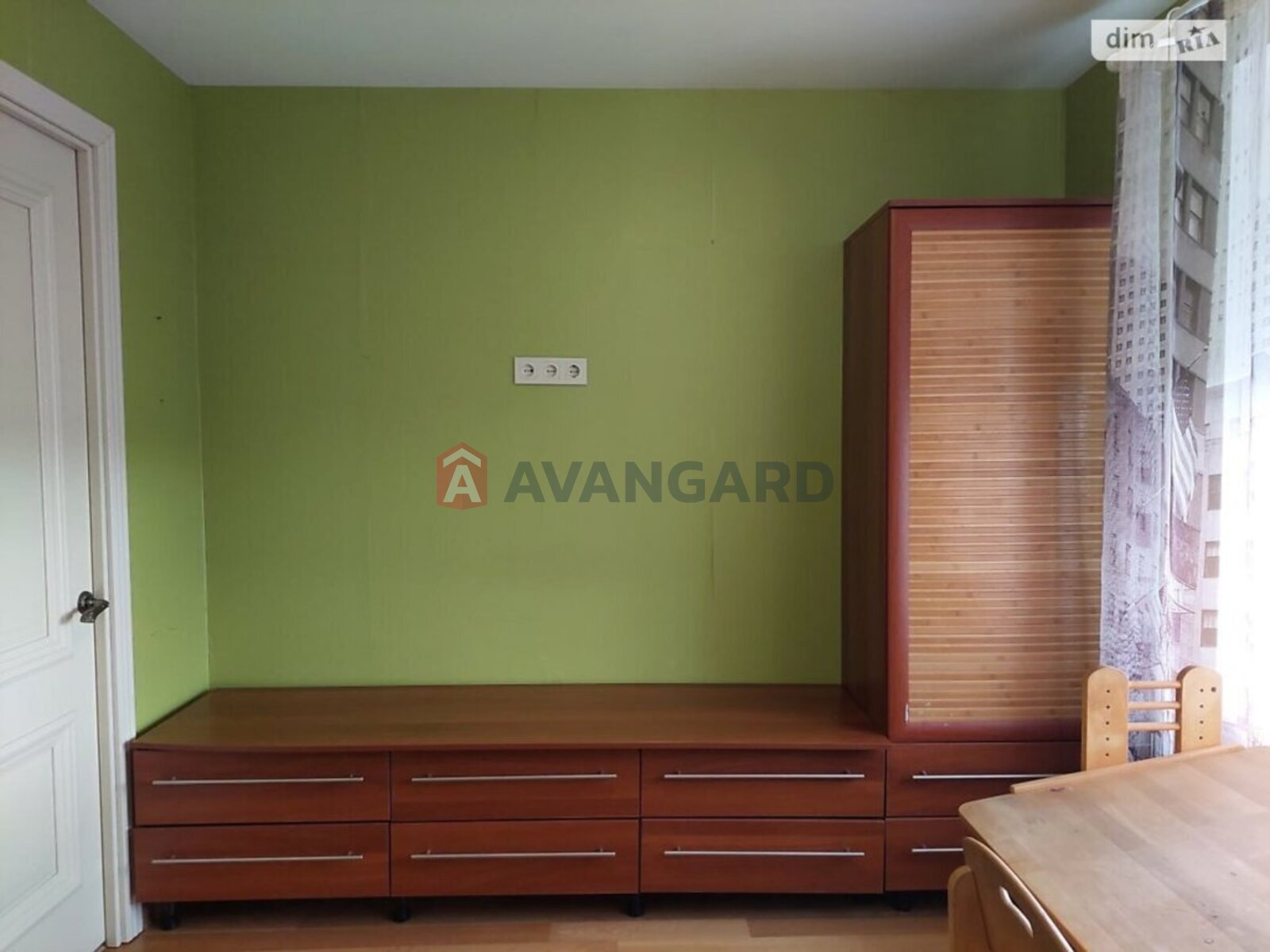 3 ����. ��������, 66/-/- ��. �., 8/9 ���� ���� 21