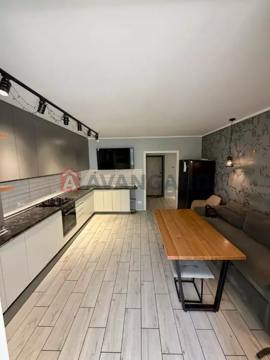 3 ��. ��������, 80/53/- ��. �., 1/10 ������ ���� 1