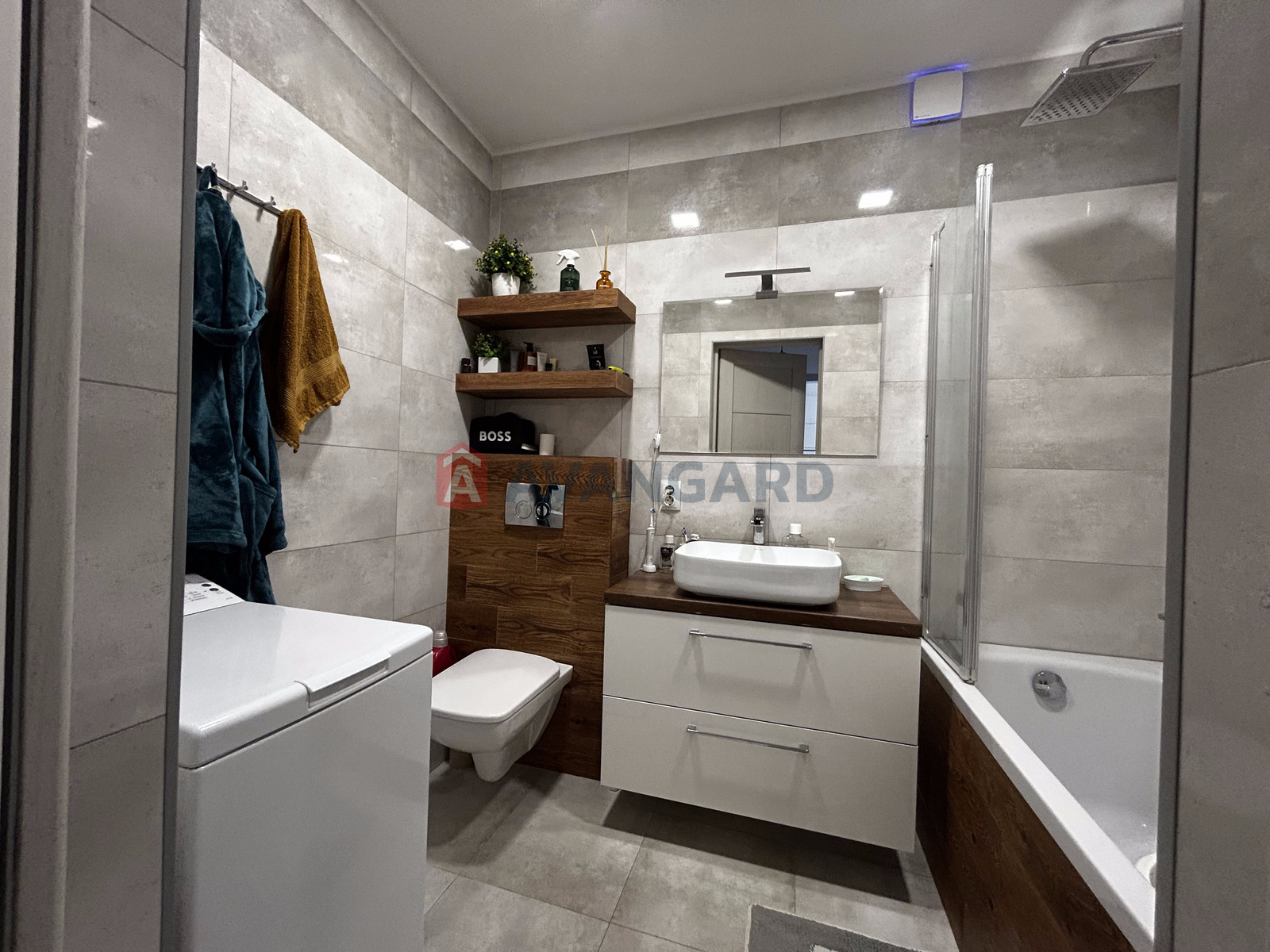 1 ����. ��������, 43/20/13 ��. �., 5/10 ���� ���� 14