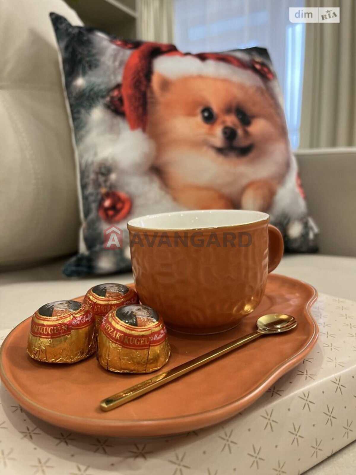 2 ��. ��������, 70/29/24 ��. �., 6/8 ������ ���� 14