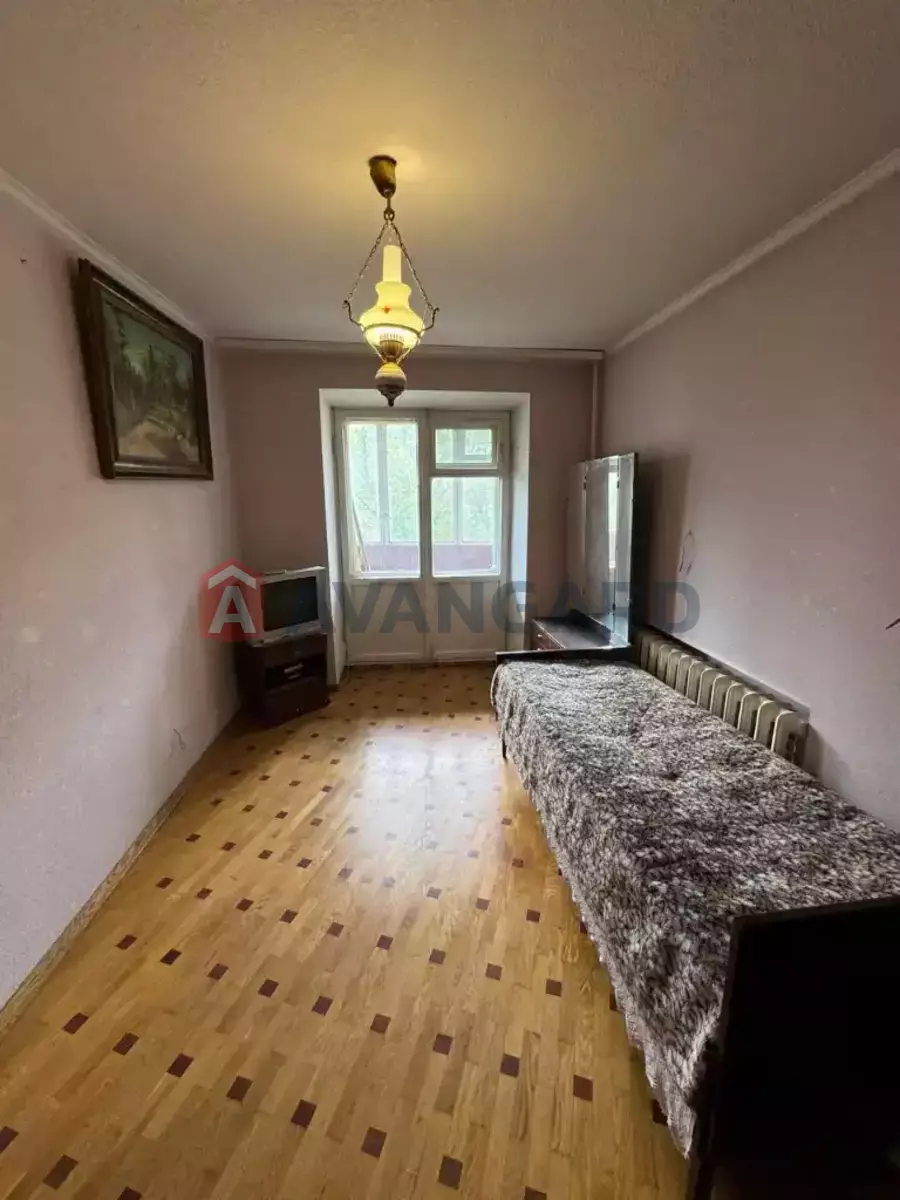 4 ��. ��������, 78/51/7 ��. �., 3/9 ������ ���� 5