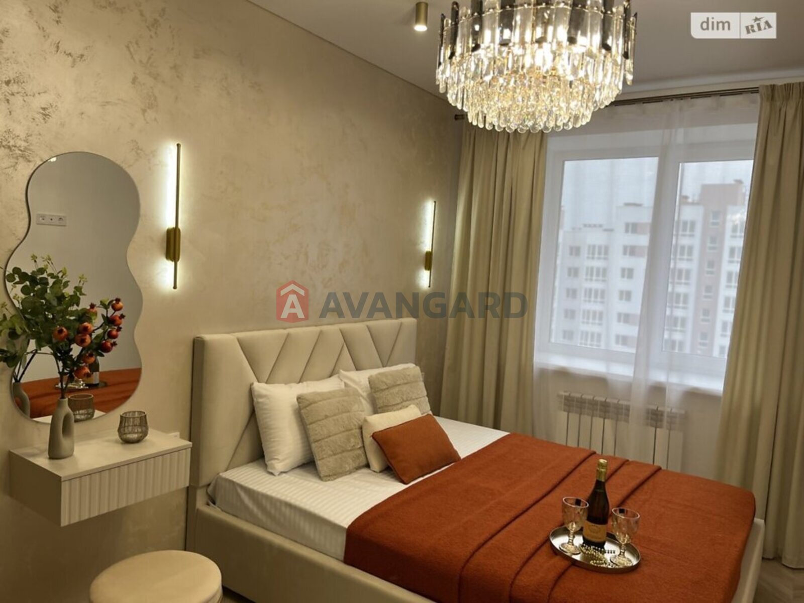 2 ��. ��������, 70/29/24 ��. �., 6/8 ������ ���� 1