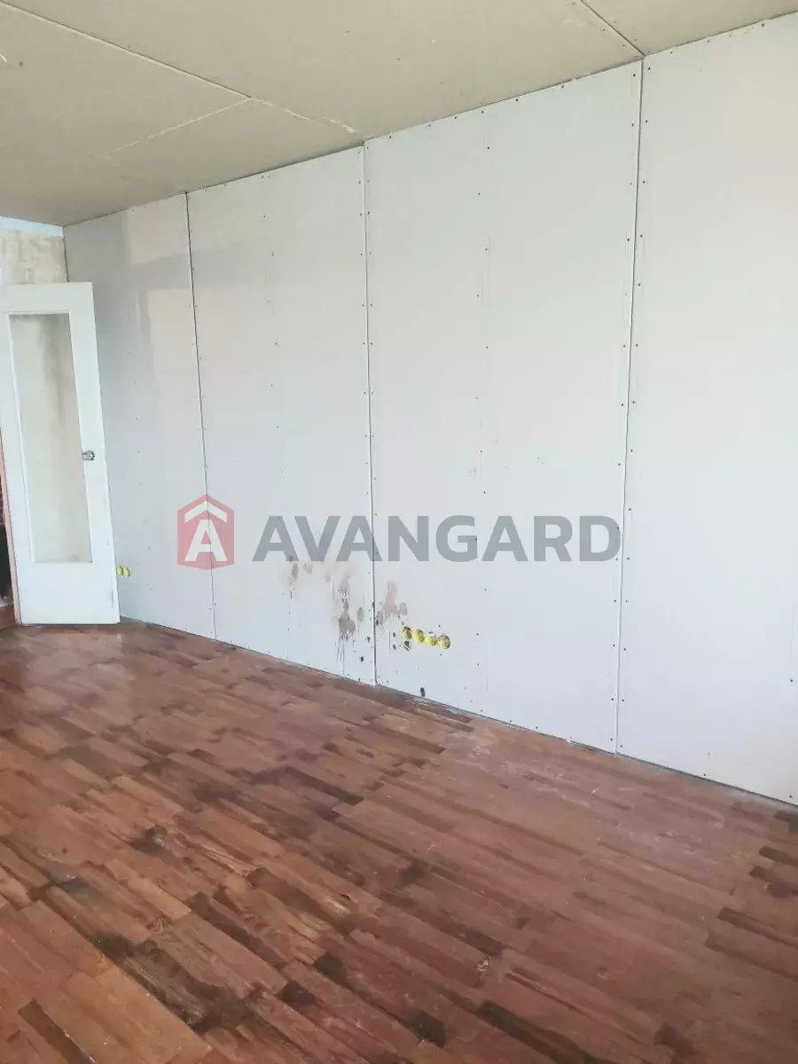 3 ����. ��������, 75/-/7 ��. �., 6/16 ���� ���� 12