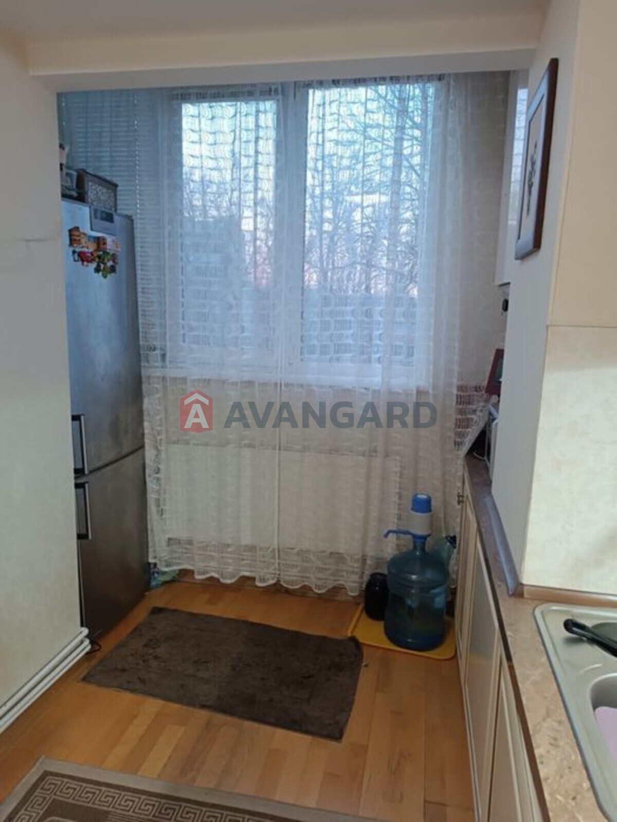 3 ����. ��������, 62/-/8 ��. �., 2/9 ���� ���� 8