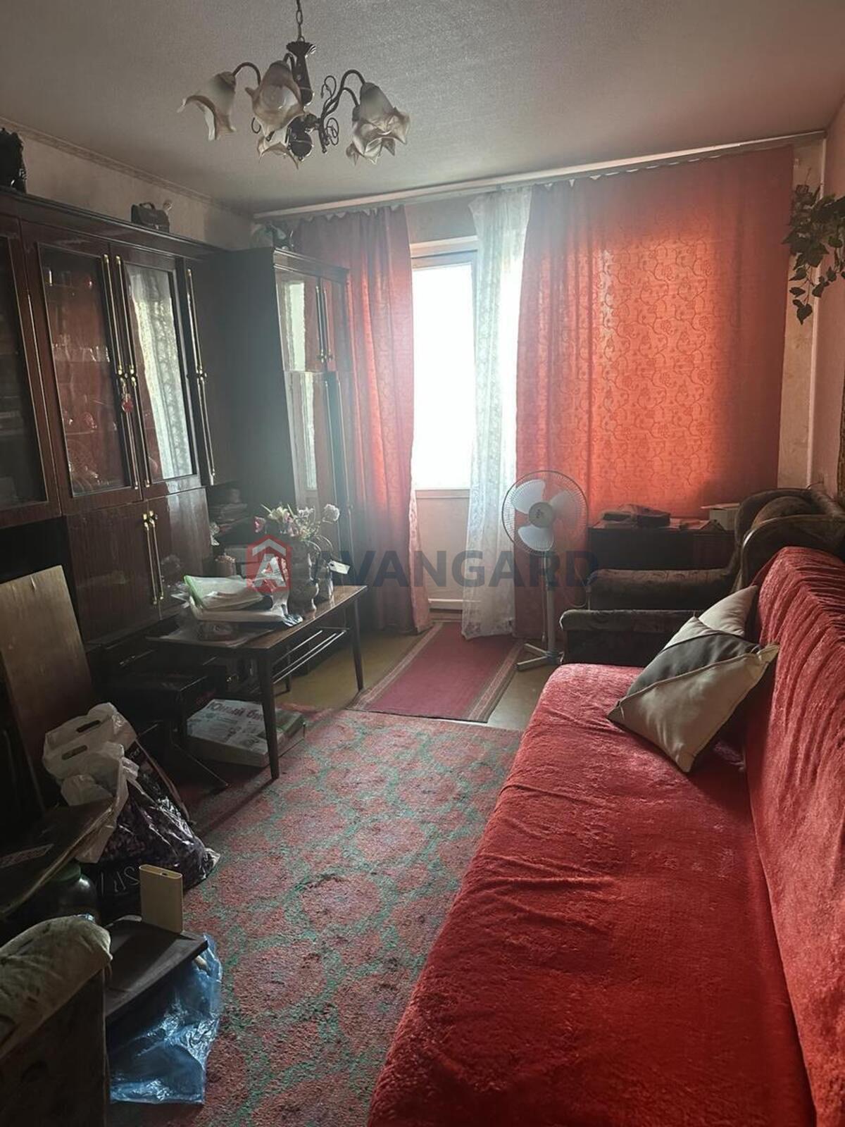 3 ����. ��������, 64/40/7 ��. �., 2/9 ���� ���� 6