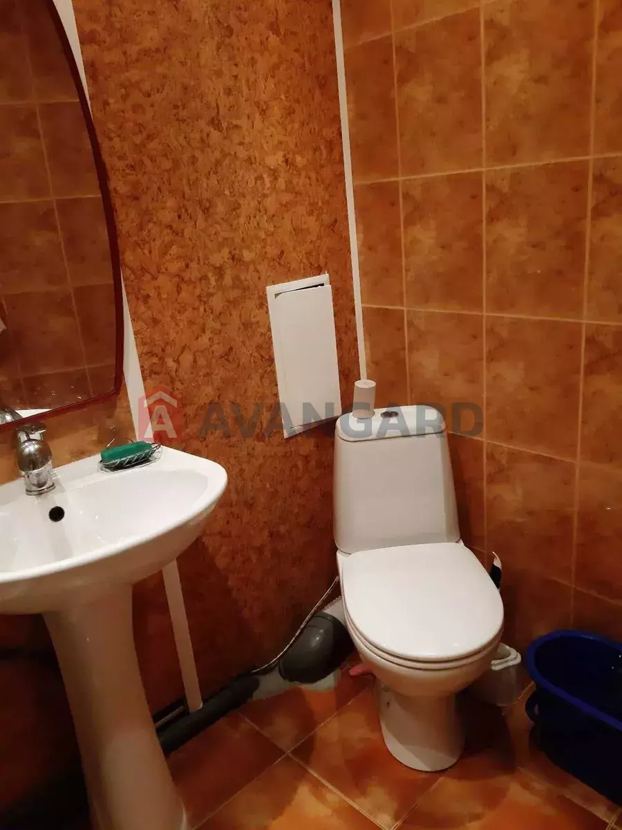 3 ��. ��������, 55/-/6 ��. �., 1/5 ������ ���� 4