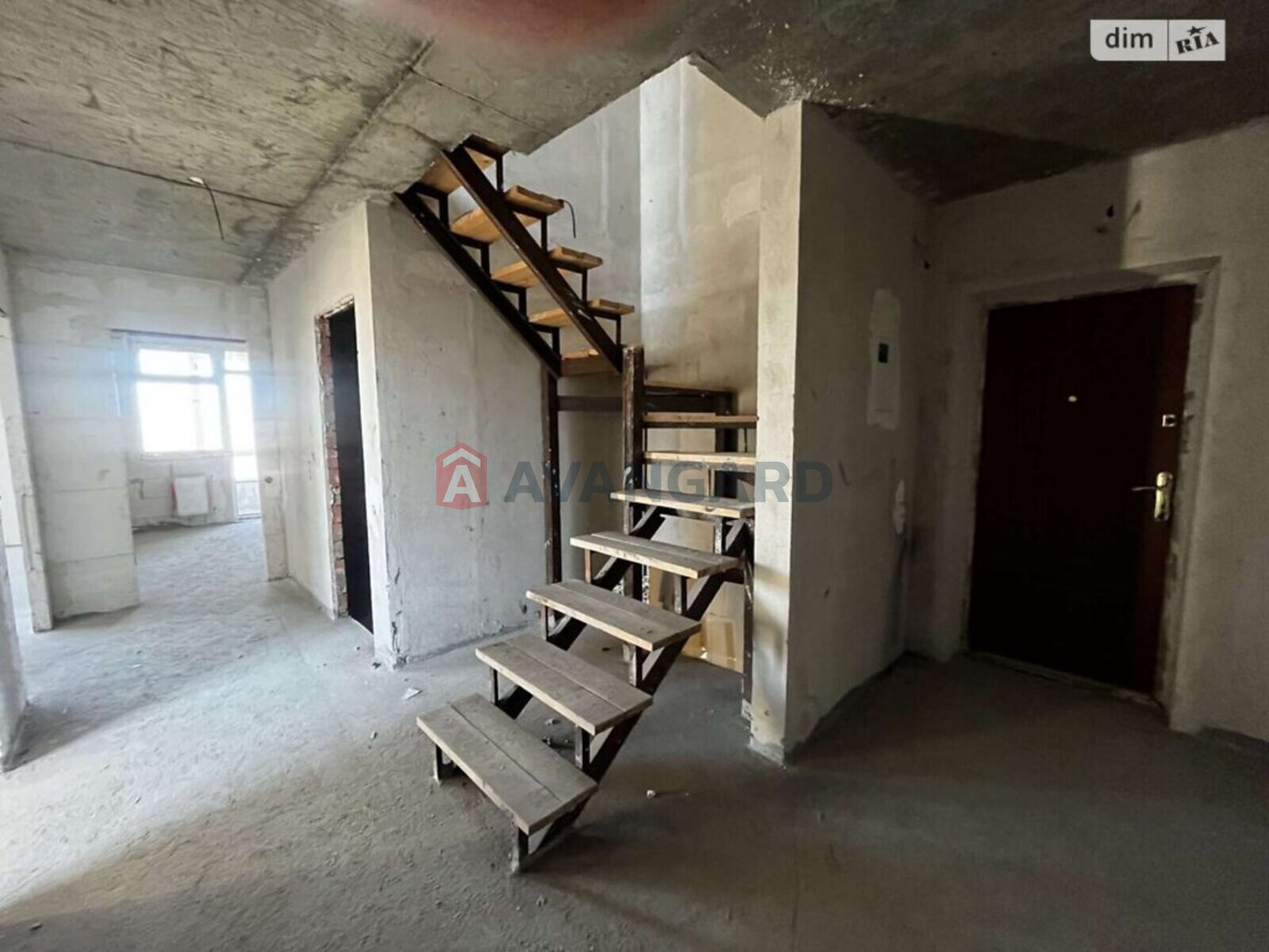 5 ��. ��������, 133/-/- ��. �., 10/10 ������ ���� 1