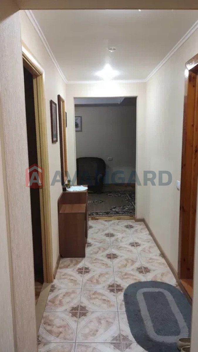 2 . , 50/-/9 . ., 4/9   9