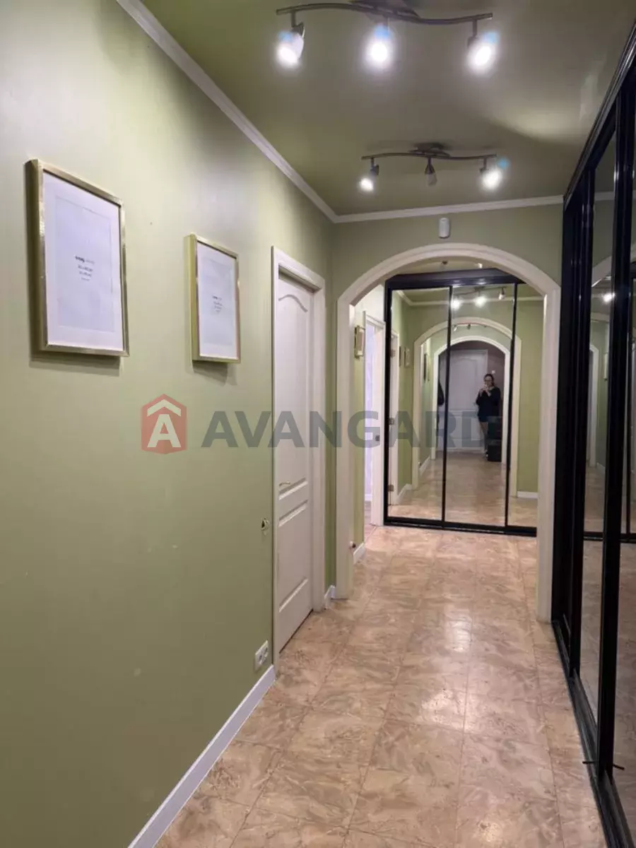 3 . , 69/-/9 . ., 9/10   2