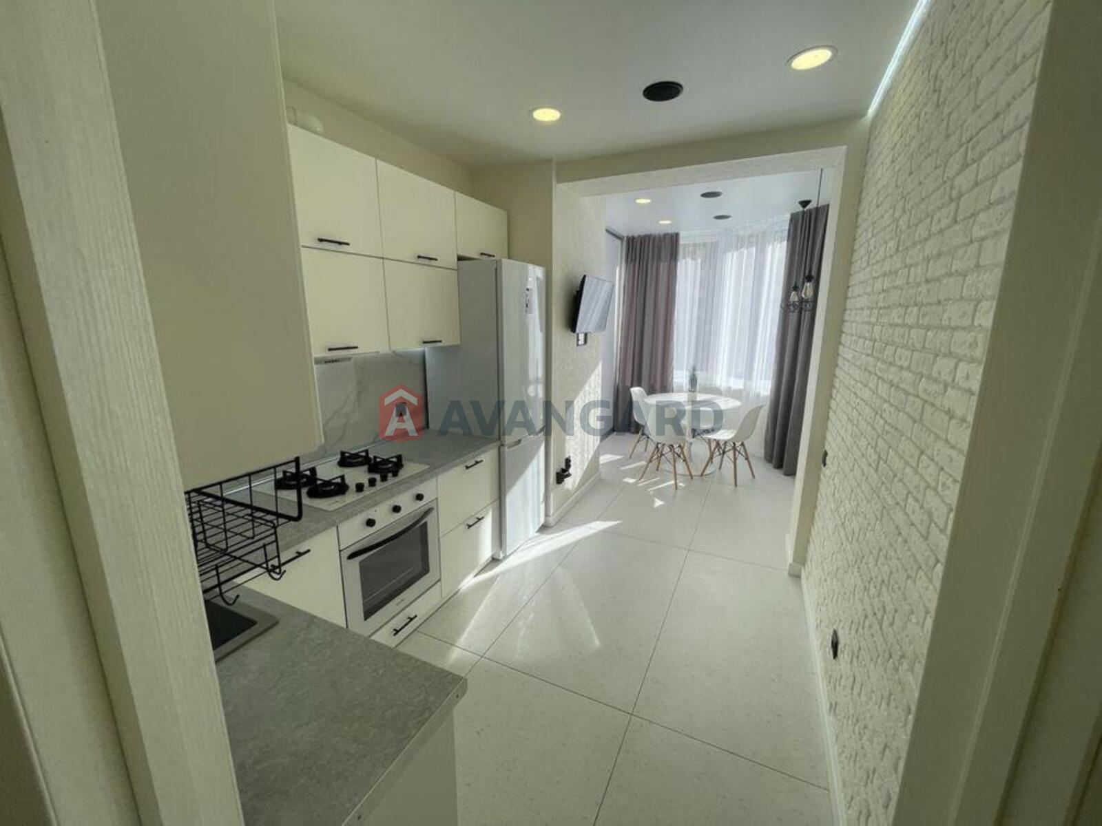 1 ����. ��������, 41/-/14 ��. �., 3/10 ���� ���� 2