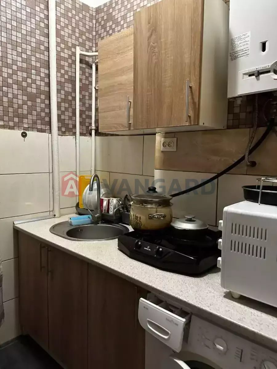 2 ��. ��������, 46/30/5 ��. �., 2/2 ������ ���� 3