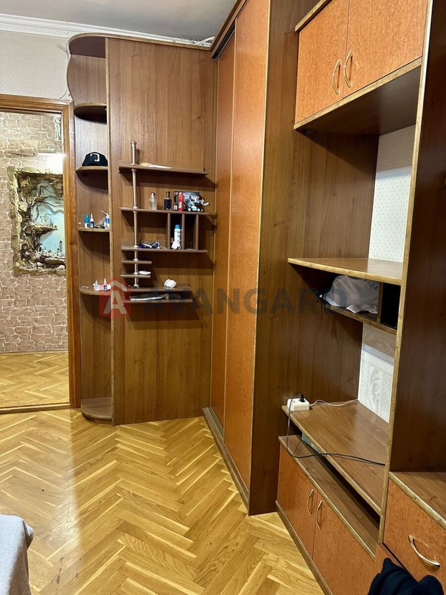 2 ��. ��������, 54/-/9 ��. �., 5/5 ������ ���� 6