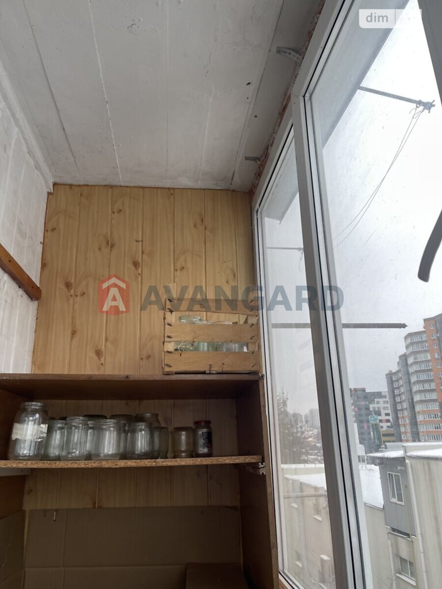 2 ��. ��������, 46/28/6 ��. �., 4/5 ������ ���� 15