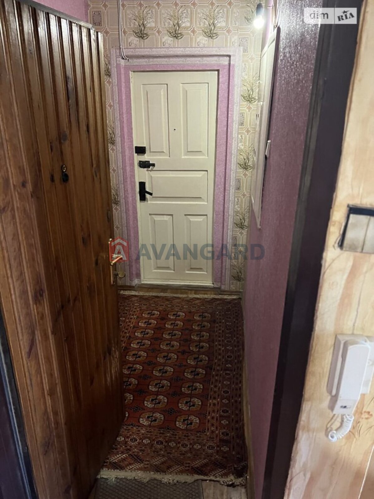 3 . , 66/-/8 . ., 6/9   14