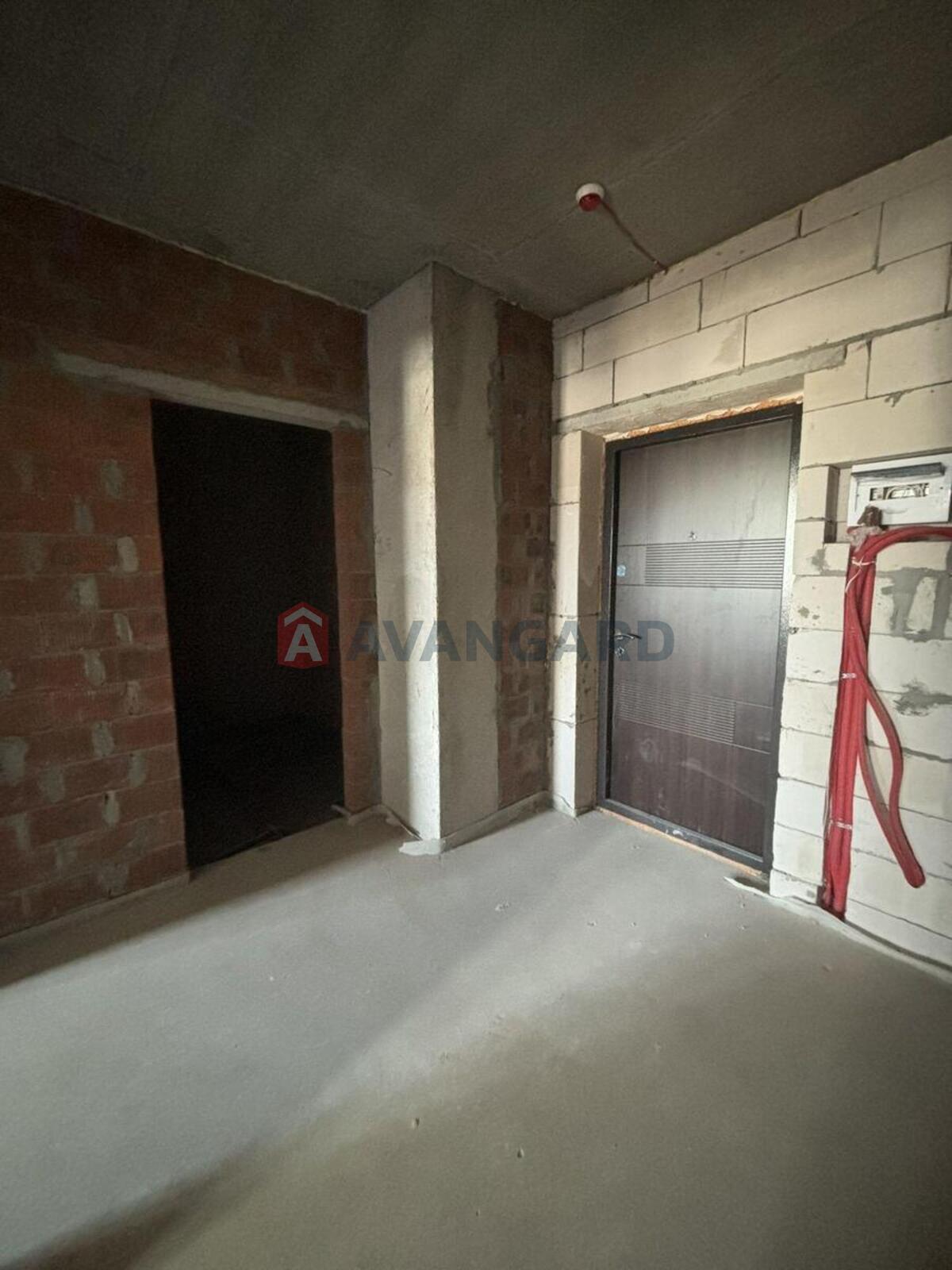 1 ��. ��������, 43/16/11 ��. �., 8/25 ������ ���� 10