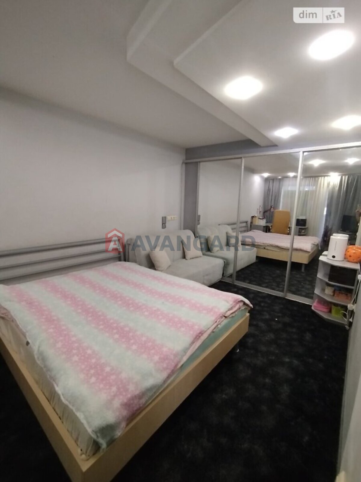 2 . , 52/28/8 . ., 6/9   6