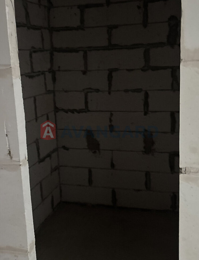 1 ��. ��������, 46/16/18 ��. �., 5/13 ������ ���� 14