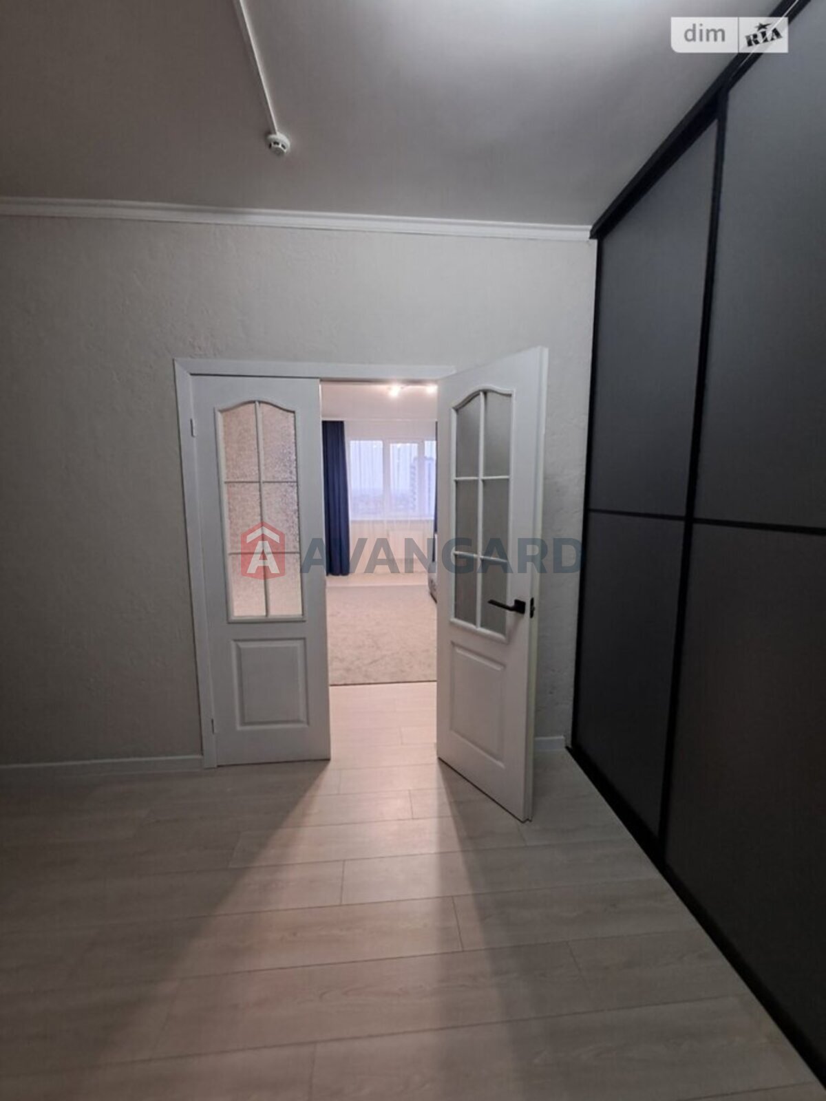 1 ��. ��������, 62/-/- ��. �., 13/16 ������ ���� 9