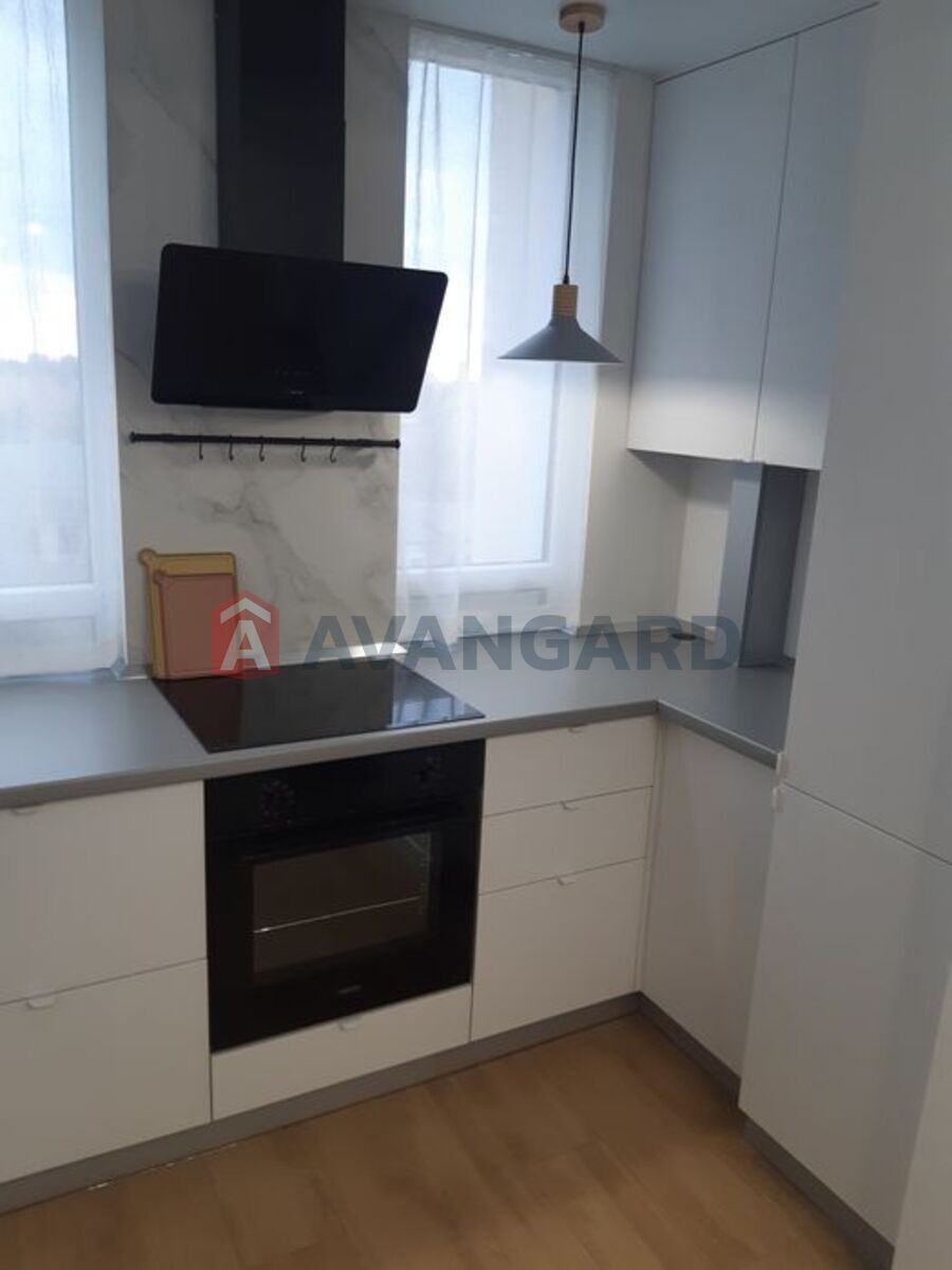 1 ��. ��������, 38/-/15 ��. �., 6/10 ������ ���� 5